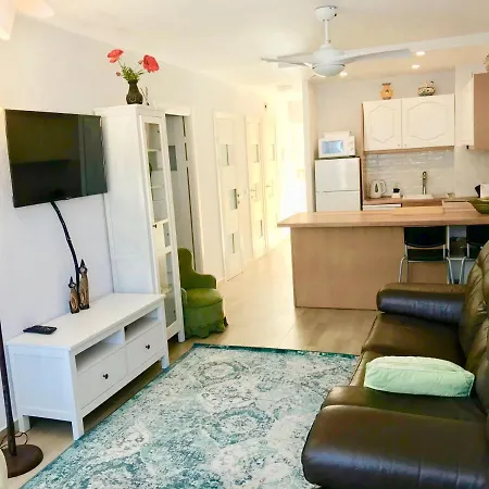 в 50 м от моря La Mata -